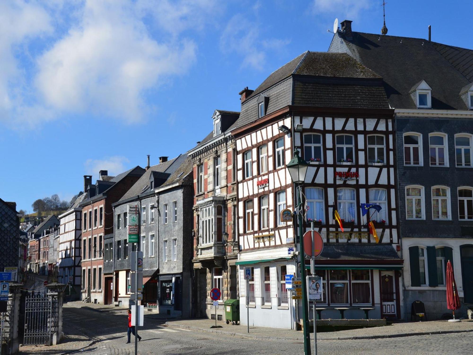 Luxury Apartment In Malmedy With Bubble Bath Extérieur photo